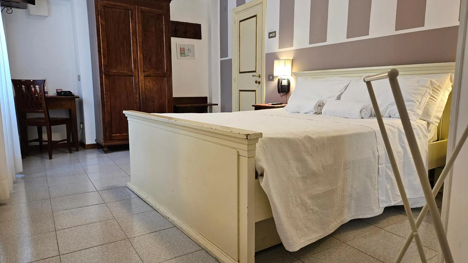 Hotel Rosalba Perugia 2*,  Italy